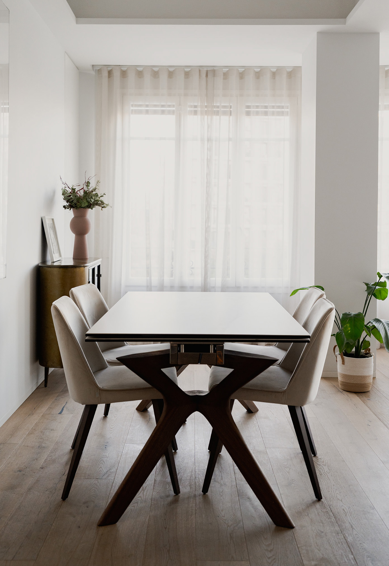 home-amelia delhom-08