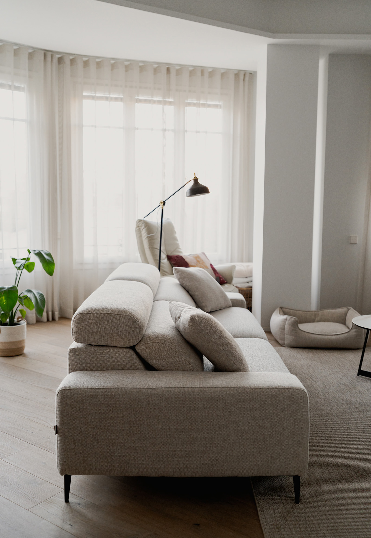 home-amelia delhom-09