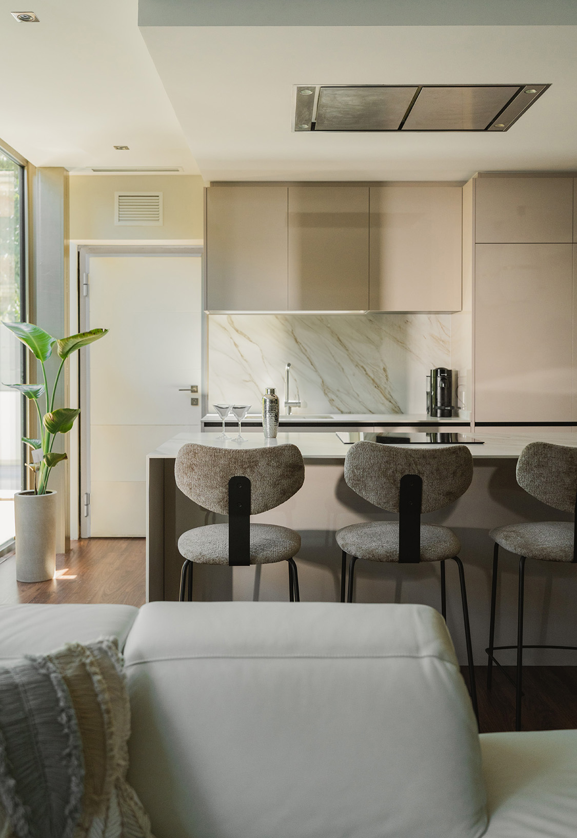 home-amelia delhom-16